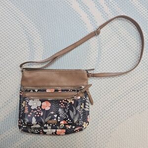 Relic Crossbody bag with flower prints adjustable straps